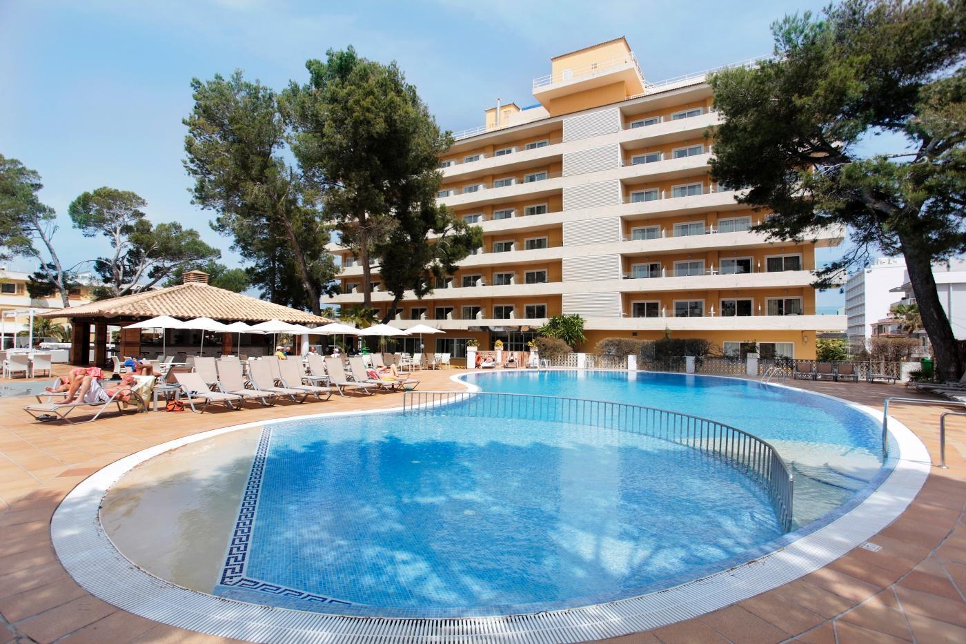 Grupotel Montecarlo Кан Пикафорт Екстериор снимка