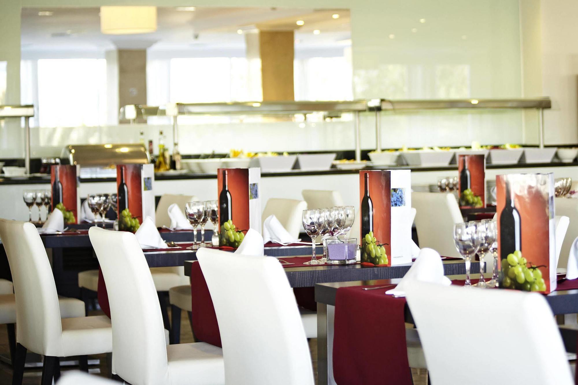 Grupotel Montecarlo Кан Пикафорт Екстериор снимка